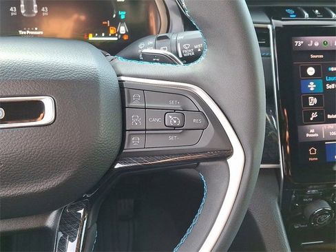 Used 2022 Jeep Grand Cherokee Trailhawk w/ Advanced Protech Group II image 22