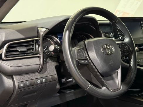 Certified 2023 Toyota Camry SE image 16