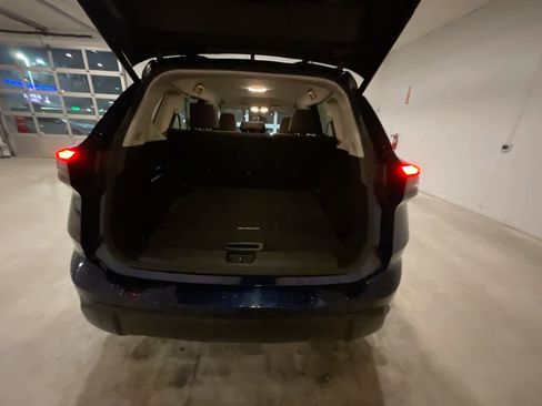 Used 2024 Nissan Rogue SV image 22