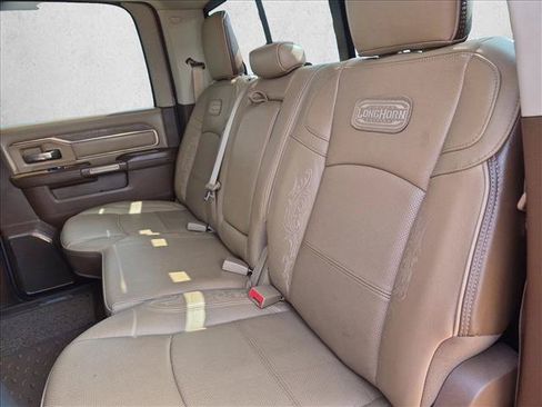 Used 2022 RAM 2500 Limited AWD/4WD image 19