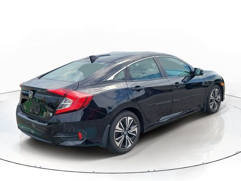 Used 2017 Honda Civic EX-L image 3