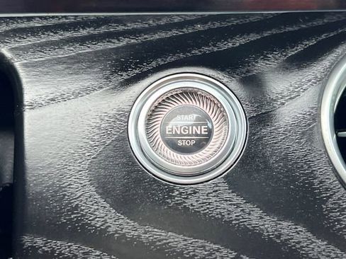 Used 2020 Mercedes-Benz E 350 Sedan image 25