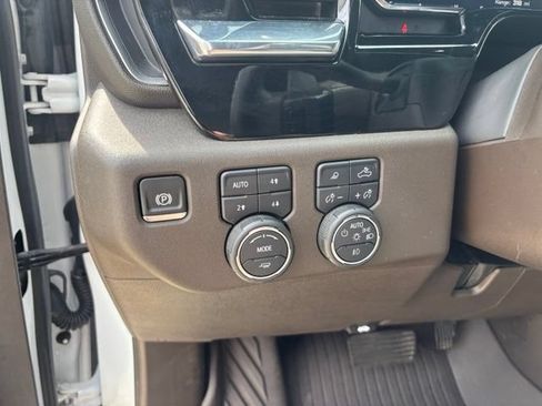 Used 2025 Chevrolet Silverado 1500 RST AWD/4WD image 23