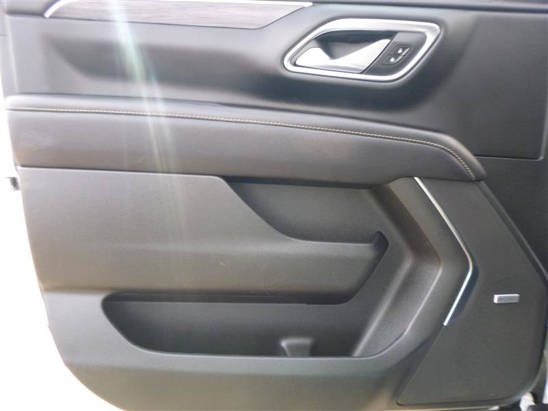 Used 2023 GMC Yukon SLT AWD/4WD image 20
