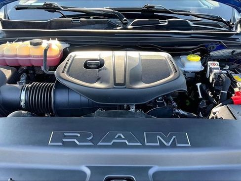 Used 2025 RAM 1500 Warlock AWD/4WD image 9