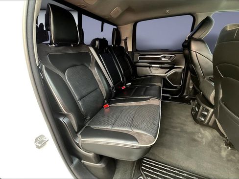 Used 2022 RAM 1500 Laramie image 26