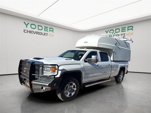 Used 2017 GMC Sierra 3500 Denali w/ Duramax Plus Package image 11