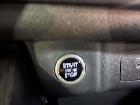 Used 2023 Nissan Rogue SV image 21