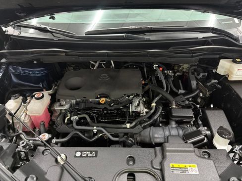 Used 2021 Toyota Sienna XLE FWD image 39