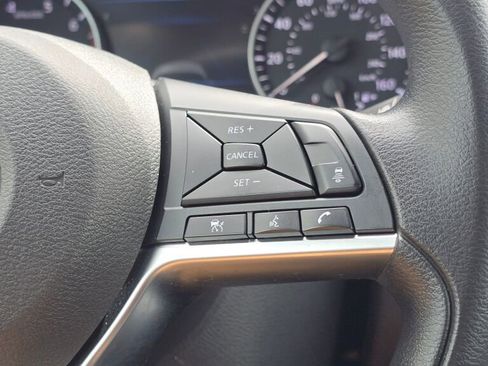 Used 2023 Nissan Sentra SV FWD image 26