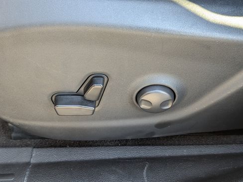 Used 2022 Jeep Cherokee Trailhawk w/ Sun, Sound & Nav Group image 23