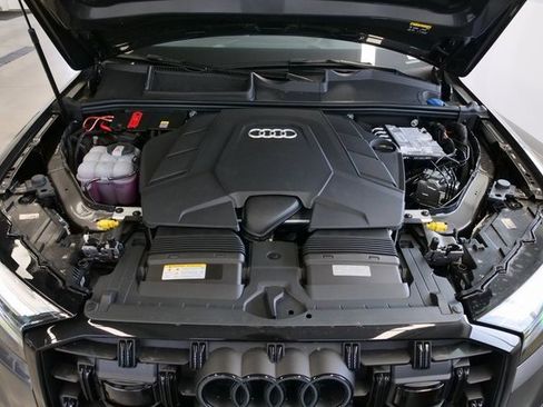 New 2026 Audi Q7 3.0T Premium Plus image 9