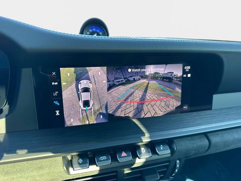 Used 2025 Porsche 911 Carrera GTS image 20