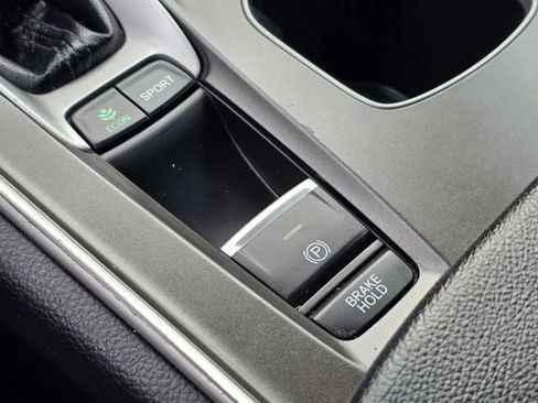 Used 2020 Honda Accord Sport image 32