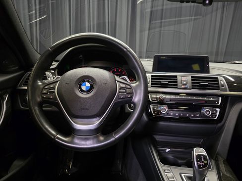 Used 2018 BMW 340i xDrive Sedan AWD/4WD image 30