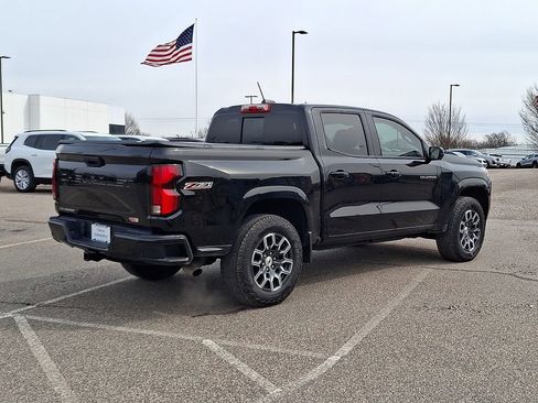 Used 2024 Chevrolet Colorado Z71 w/ Z71 Convenience Package 2 image 10