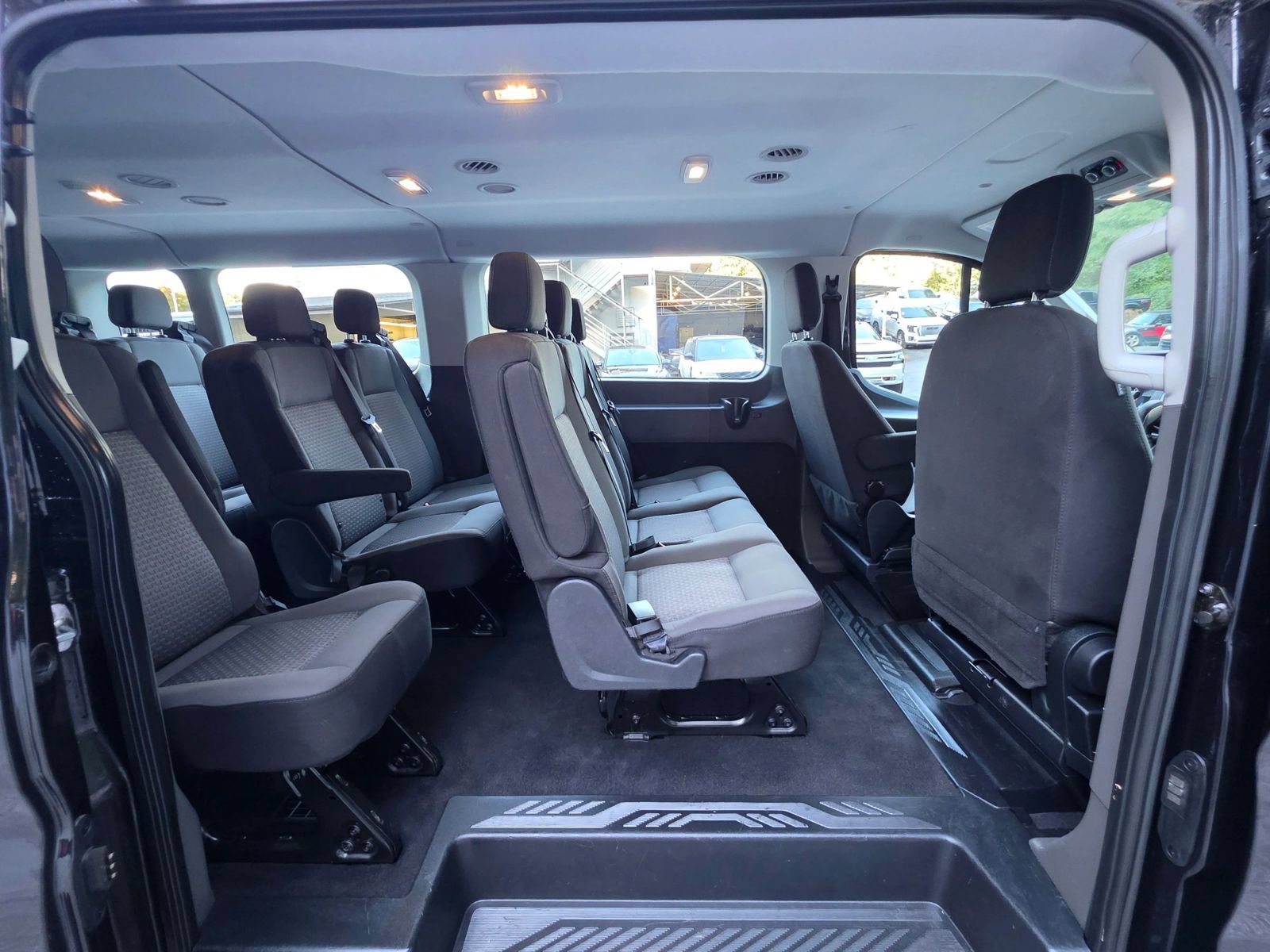 Used 2024 Ford Transit 350 XLT RWD image 31