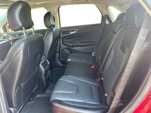Used 2017 Ford Edge Titanium w/ Equipment Group 302A AWD/4WD image 13