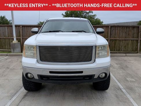 Used 2009 GMC Sierra 1500 SLE w/ Regional Value Package AWD/4WD image 2