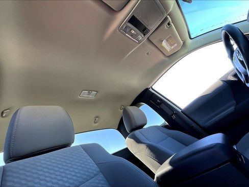 Used 2021 Toyota Tacoma SR image 21