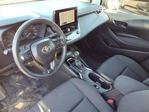 Used 2024 Toyota Corolla LE image 11