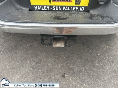 Used 2018 RAM 2500 Laramie w/ Convenience Group image 12