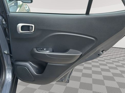 Certified 2023 Hyundai Venue SEL FWD image 22