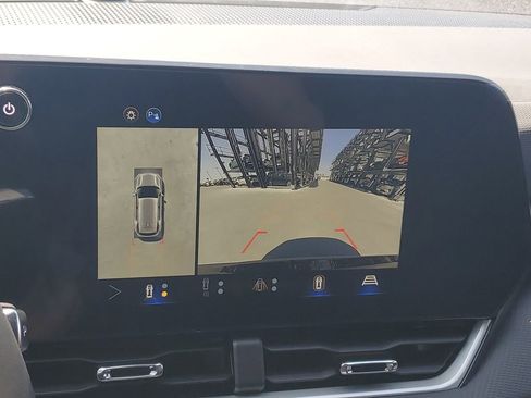 New 2026 Chevrolet Equinox LT w/ Safety and Technology Package image 24