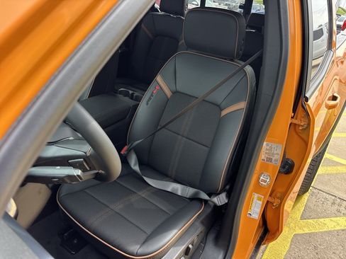 New 2026 GMC Canyon AT4 w/ Nightfall Essentials Package AWD/4WD image 18