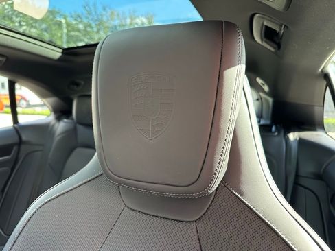 Used 2025 Porsche Macan Electric image 22
