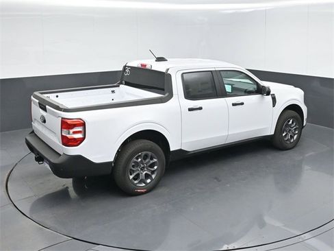 New 2026 Ford Maverick XLT w/ XLT Luxury Package image 39