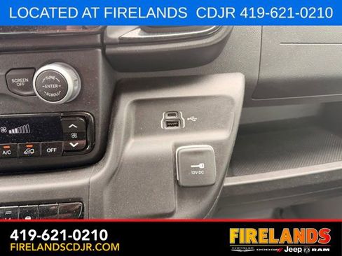 Used 2024 RAM ProMaster 3500 FWD image 25