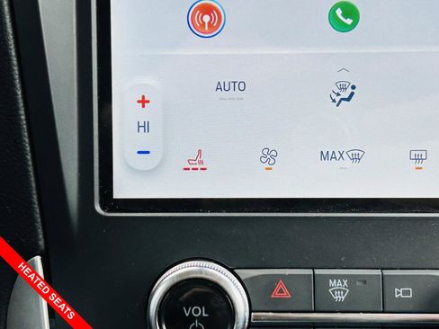 Used 2024 Ford Edge SEL image 5