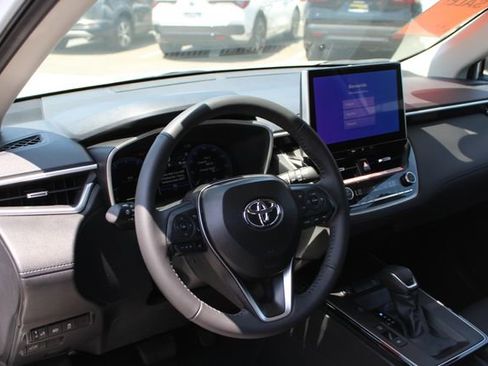 Certified 2026 Toyota Corolla Cross XLE w/ Convenience Package FWD image 43