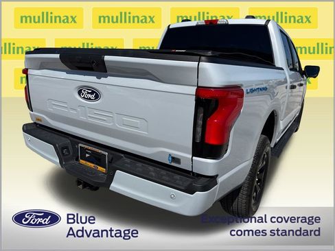 Used 2025 Ford F150 Lightning XLT image 4