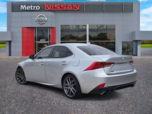 Used 2017 Lexus IS 350 image 4