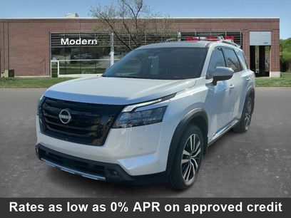 New 2025 Nissan Pathfinder Platinum