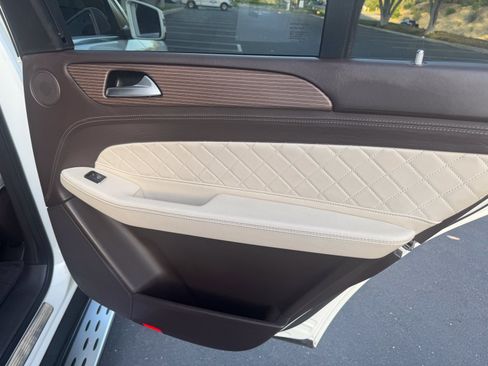 Used 2019 Mercedes-Benz GLS 450 4MATIC w/ Grand Edition Package image 22