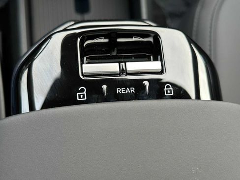 New 2026 Volvo EX30 Plus image 32