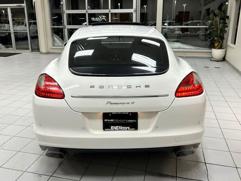 Used 2012 Porsche Panamera 4 image 64