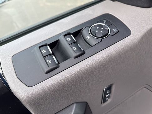 Used 2016 Ford F150 XLT w/ Equipment Group 301A Mid image 10