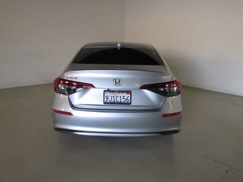 Used 2024 Honda Civic EX image 25
