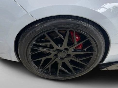 Used 2023 Chevrolet Corvette Stingray Premium Conv w/ Z51 Performance Package RWD image 4