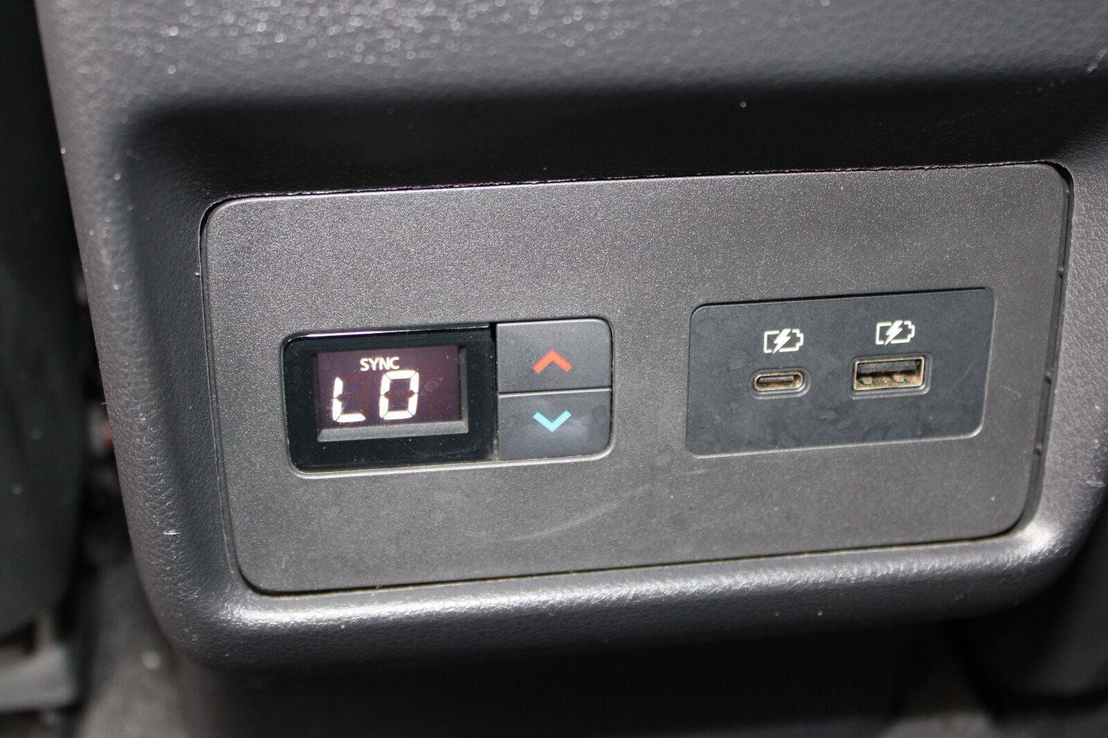 Used 2023 Nissan Rogue SL w/ SL Premium Package FWD image 30