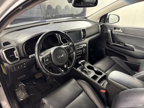 Used 2019 Kia Sportage EX w/ Option Group 040 AWD/4WD image 13