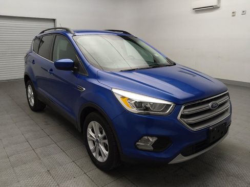 Used 2017 Ford Escape SE w/ SE Leather Comfort Package AWD/4WD image 13