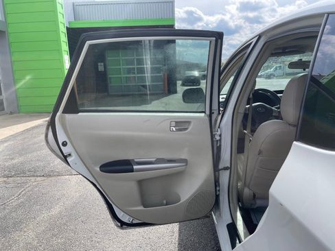 Used 2009 Subaru Impreza 2.5i AWD/4WD image 12
