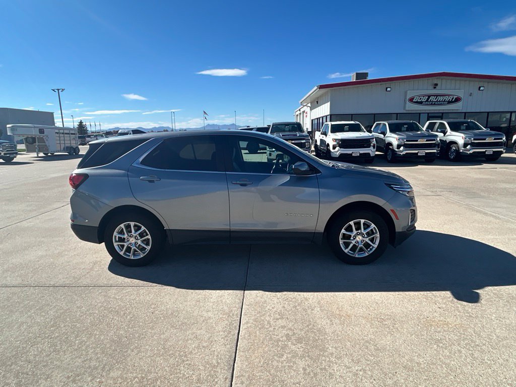 Used 2023 Chevrolet Equinox LT w/ LPO, Floor Liner Package AWD/4WD image 7