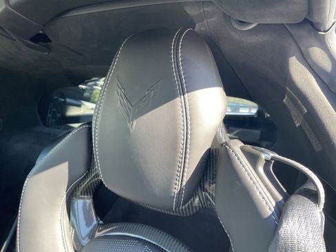 Used 2022 Chevrolet Corvette Stingray w/ Z51 Performance Package image 25