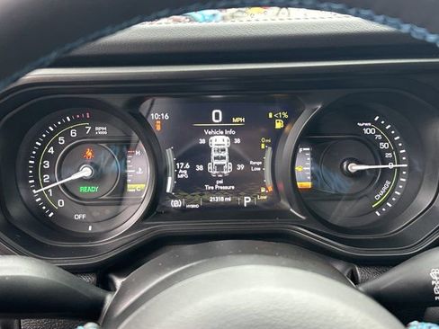 Used 2024 Jeep Wrangler Unlimited Rubicon 4xe w/ Capability Package image 28